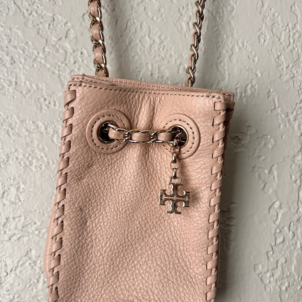 Tory Burch Blush Pink Pebbled Leather Chain Crossbody